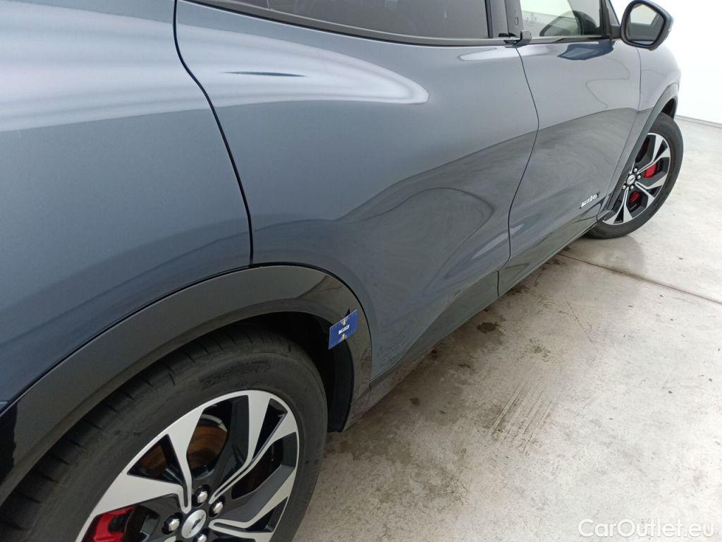 Ford  Mustang Ford  Mach-E 99kWh 248kW Extended Range AWD 5d #72