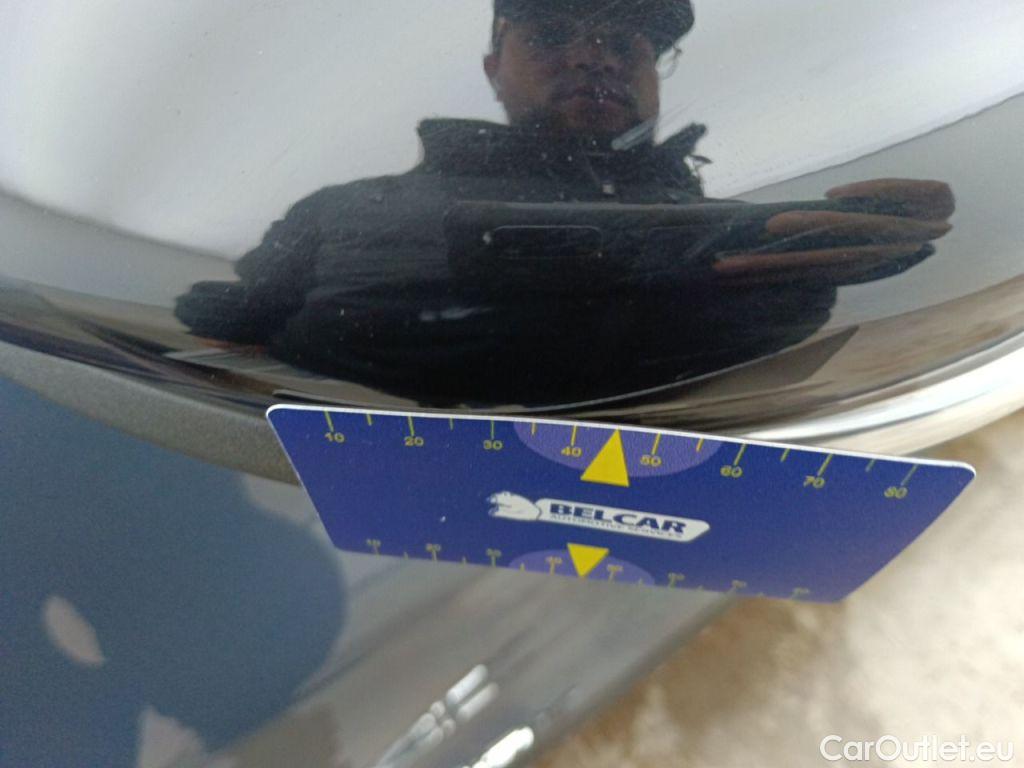 Ford  Mustang Ford  Mach-E 99kWh 248kW Extended Range AWD 5d #32