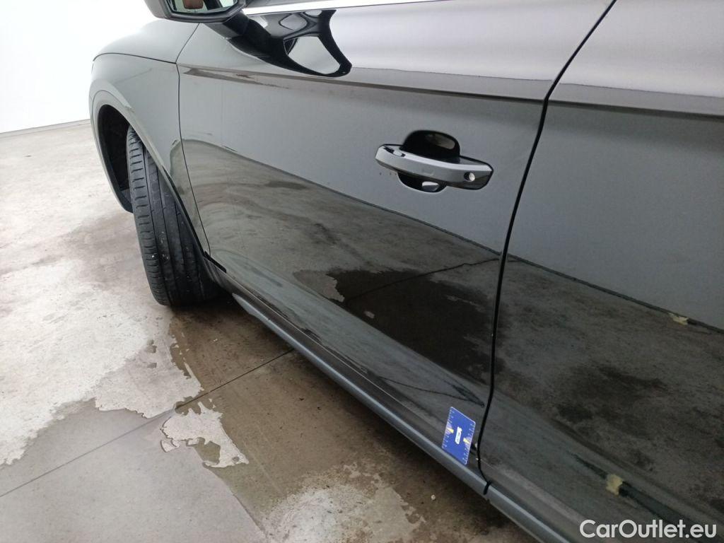 Audi  Q5 Audi  Business Edition 35 TDI S tronic 5d #28