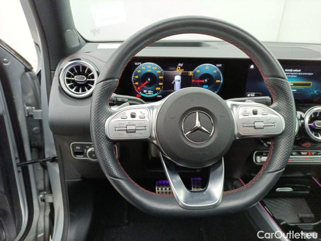 Mercedes  EQB MERCEDES  (X253) 66.5 kWh  250 190hp AMG Line 5d #25