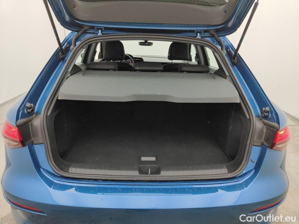 Audi  A3 Audi  Sportback 1.0 30 TFSi 81kW S tronic Business Edit. 5d #15