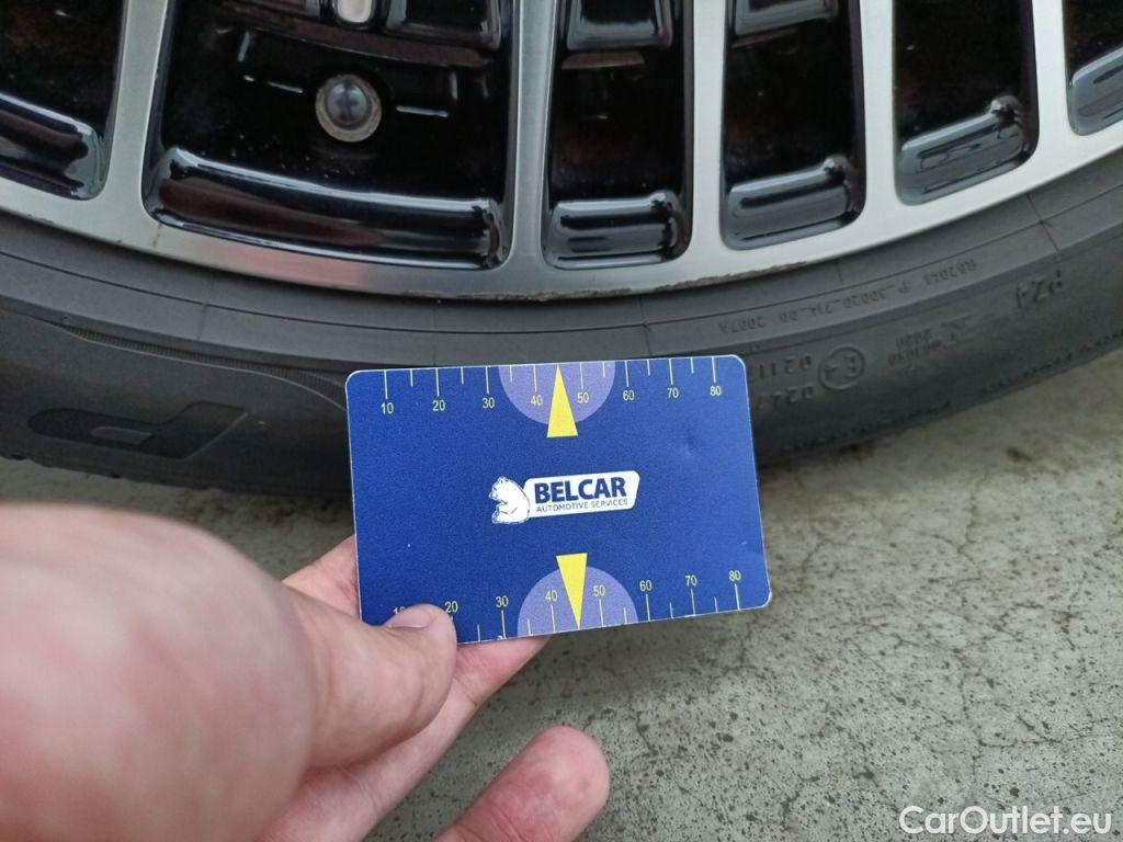 Mercedes  EQB MERCEDES  (X253) 66.5 kWh  250 190hp AMG Line 5d #41