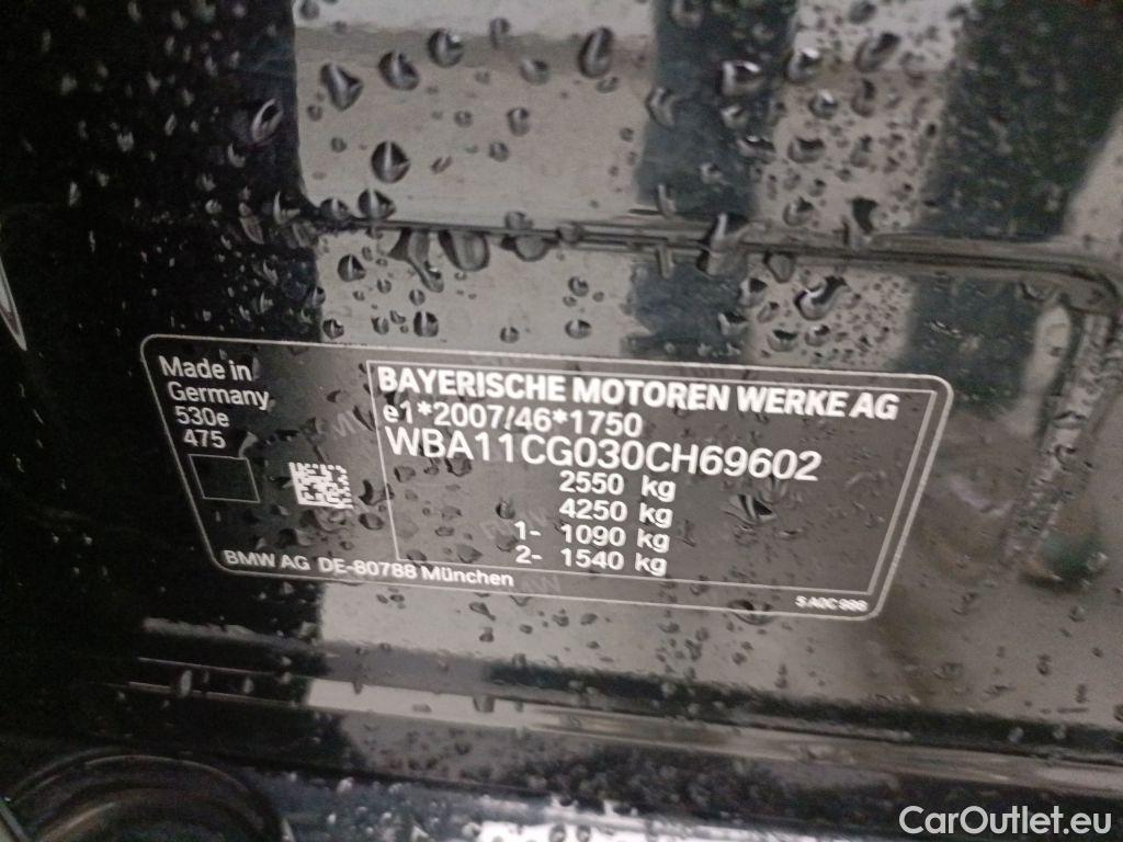 Bmw  Serie 5 BMW 5 TOURING - 2020 530eA 184 PHEV 5d #16