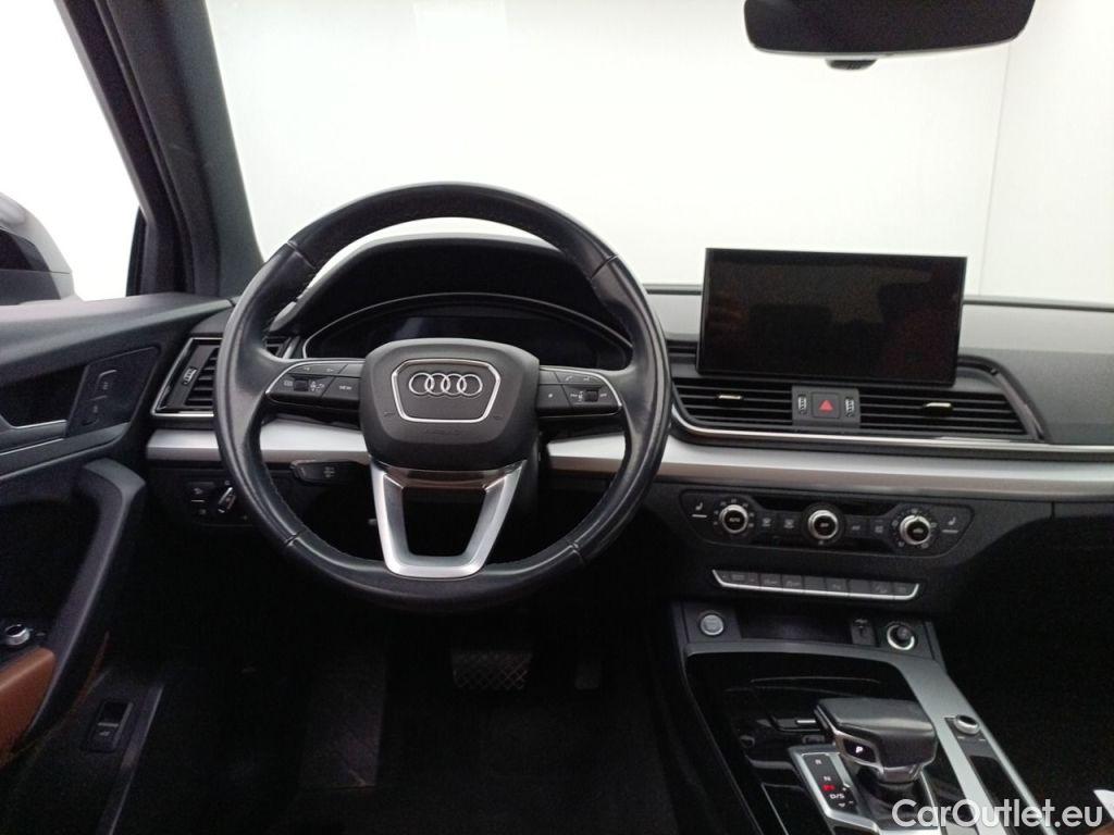 Audi  Q5 Audi  Business Edition 35 TDI S tronic 5d #9