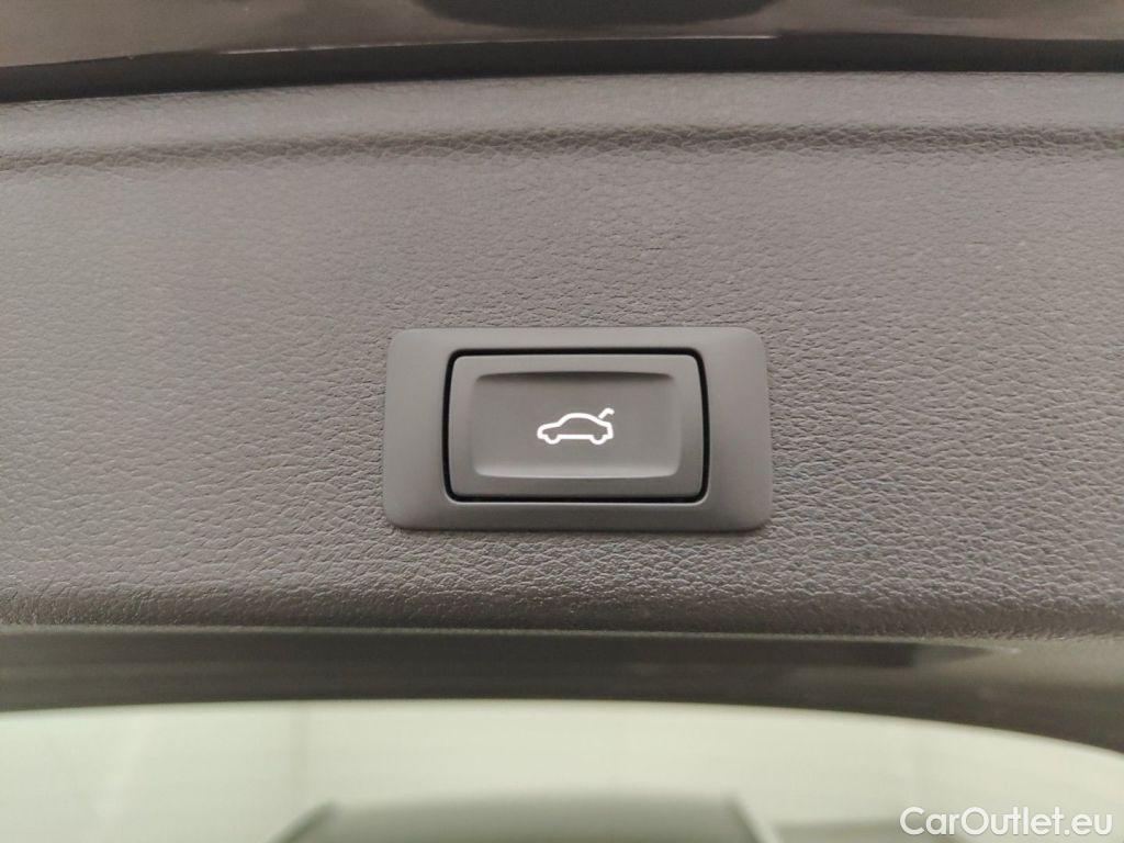 Audi  A4 AUDI  Avant DIESEL 30 TDi 136 S tronic (EU6d-TEMP) 5d #27