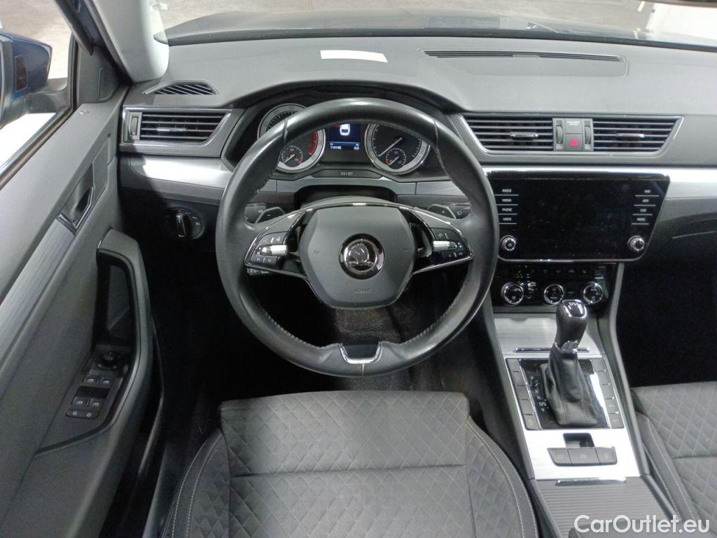 Skoda  Superb Skoda  Combi 1.5 TSI ACT 110kW DSG7 Ambition 5d #9