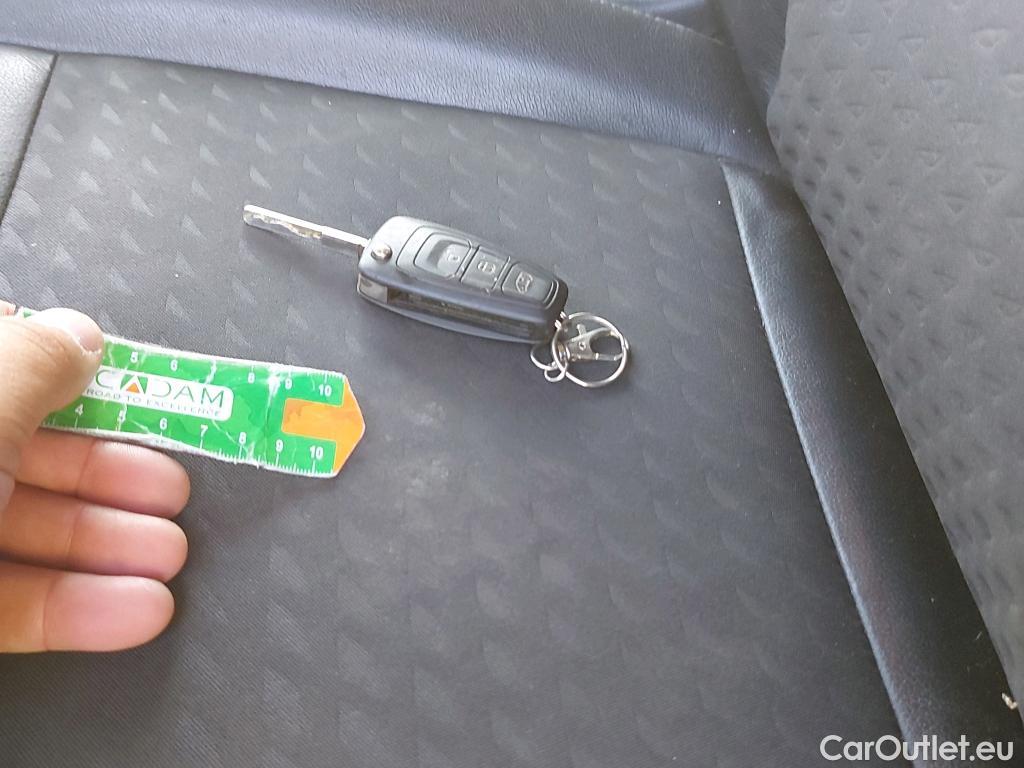 Ford  Transit FORD  Custom / 2012 / 4P / combi Kombi 2.0 TDCI 136kW 320 L1 Sport Auto #59