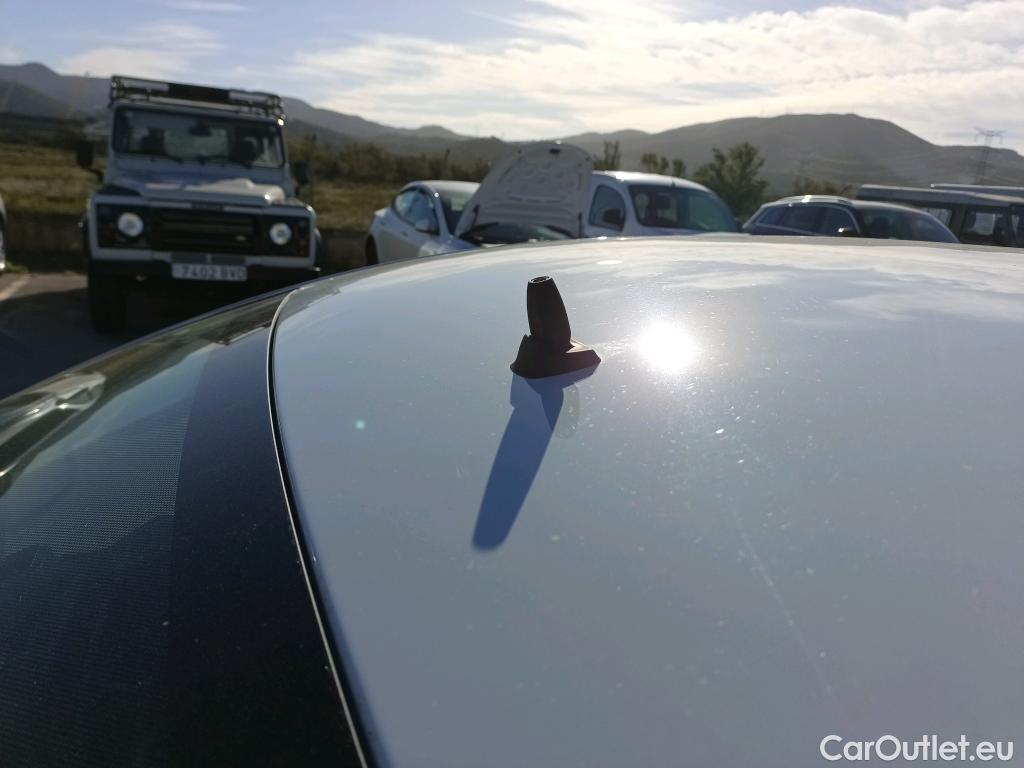  Dacia  Sandero DACIA  / 2016 / 5P / berlina con portón Comfort Blue dCi 70kW (95CV) #35