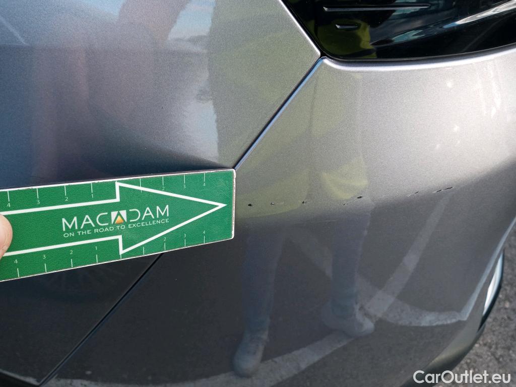 Peugeot  3008 PEUGEOT  / 2016 / 5P / todoterreno 1.5 BlueHDi 96kW (130CV) S&S Active EAT8 #37