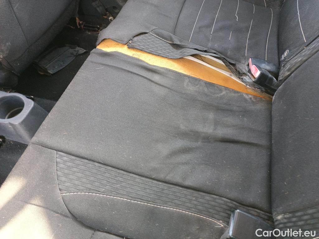  Dacia  Sandero DACIA  / 2016 / 5P / berlina con portón Comfort Blue dCi 70kW (95CV) #2