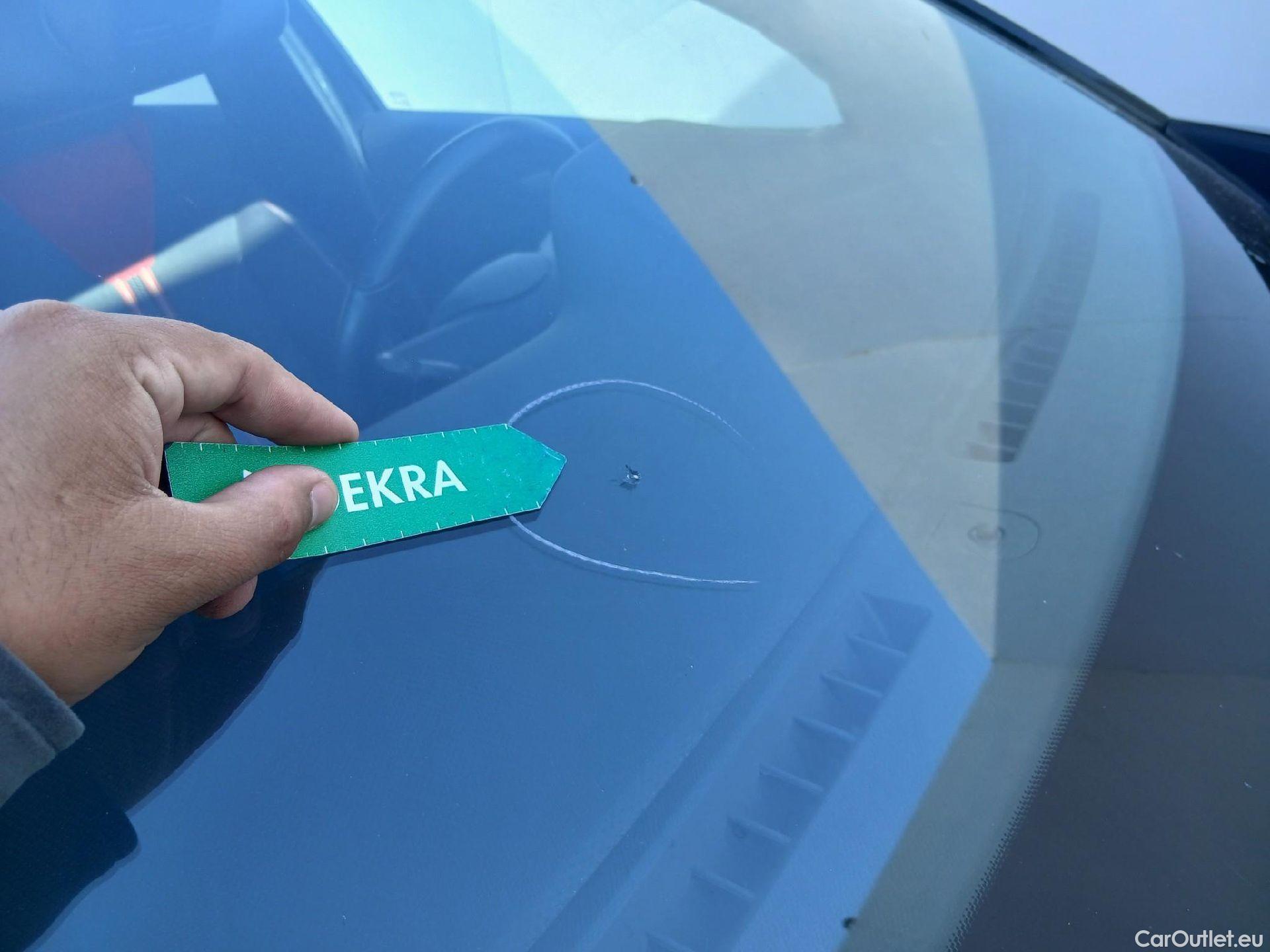 Opel  Corsa OPEL  / 2019 / 5P / berlina con portón 1.2T XHL 74kW (100CV) GS-Line #11