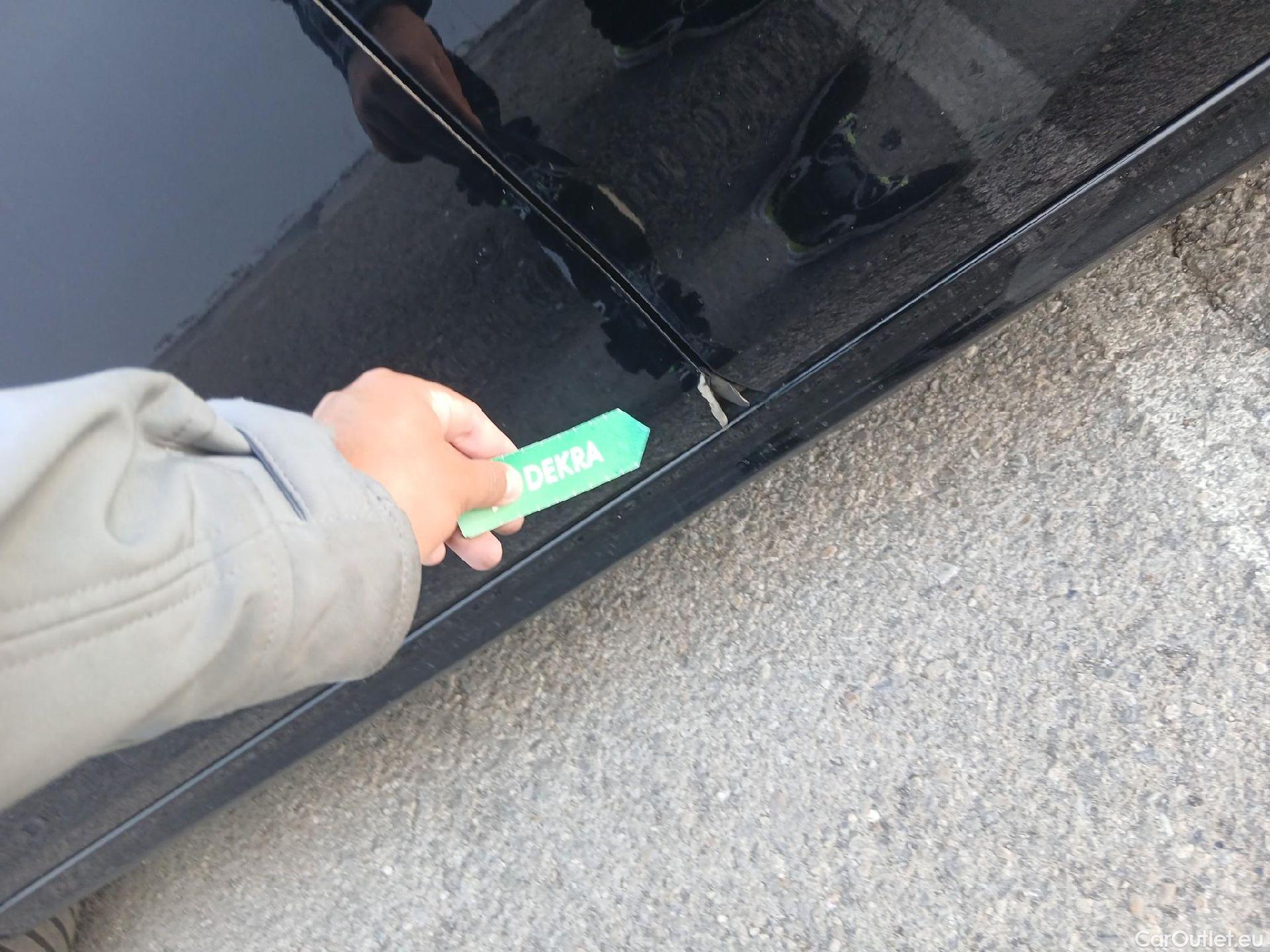 Opel  Corsa OPEL  / 2019 / 5P / berlina con portón 1.2T XHL 74kW (100CV) GS-Line #19