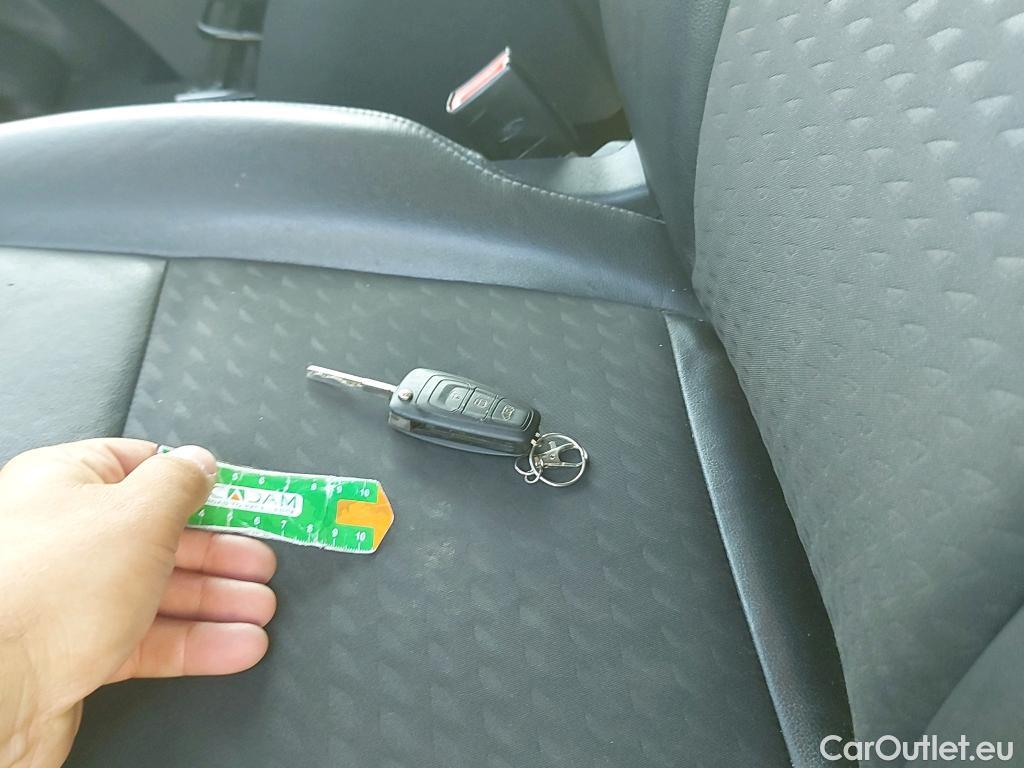 Ford  Transit FORD  Custom / 2012 / 4P / combi Kombi 2.0 TDCI 136kW 320 L1 Sport Auto #58