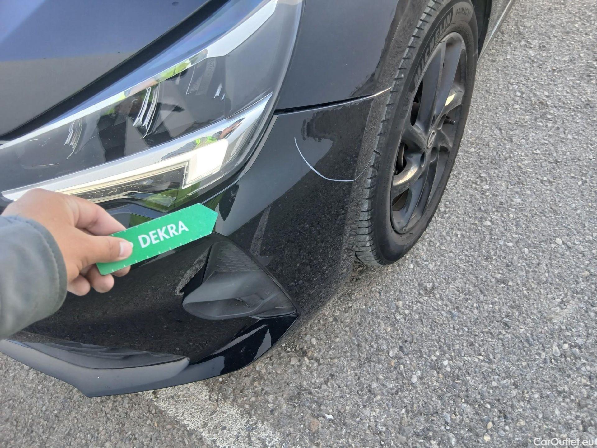 Opel  Corsa OPEL  / 2019 / 5P / berlina con portón 1.2T XHL 74kW (100CV) GS-Line #4