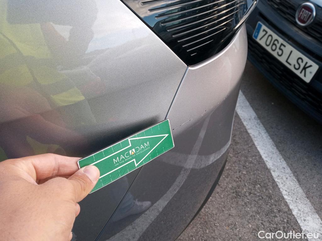 Peugeot  3008 PEUGEOT  / 2016 / 5P / todoterreno 1.5 BlueHDi 96kW (130CV) S&S Active EAT8 #38