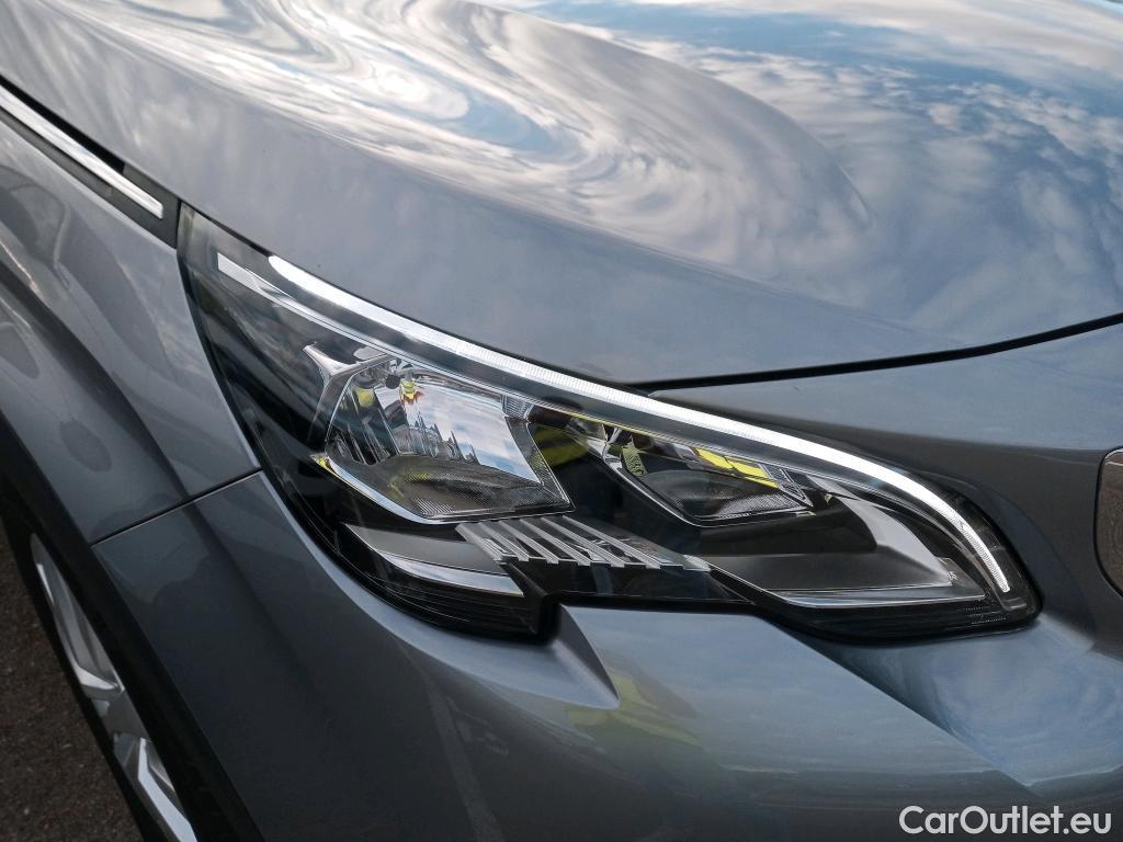 Peugeot  3008 PEUGEOT  / 2016 / 5P / todoterreno 1.5 BlueHDi 96kW (130CV) S&S Active EAT8 #16