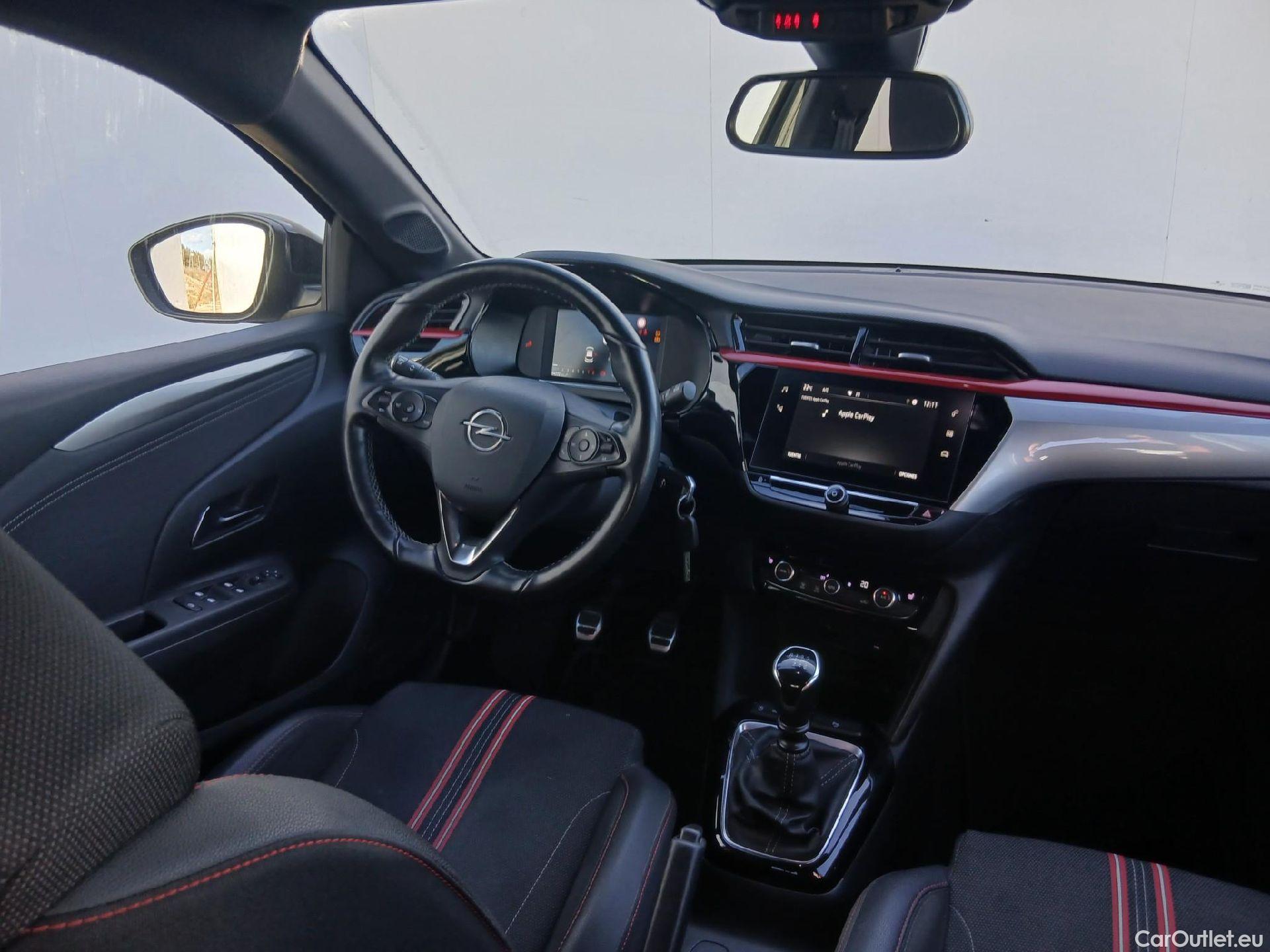 Opel  Corsa OPEL  / 2019 / 5P / berlina con portón 1.2T XHL 74kW (100CV) GS-Line #3