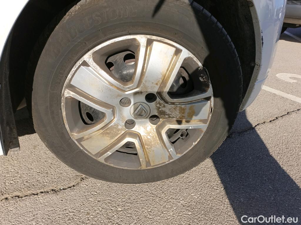  Dacia  Sandero DACIA  / 2016 / 5P / berlina con portón Comfort Blue dCi 70kW (95CV) #27