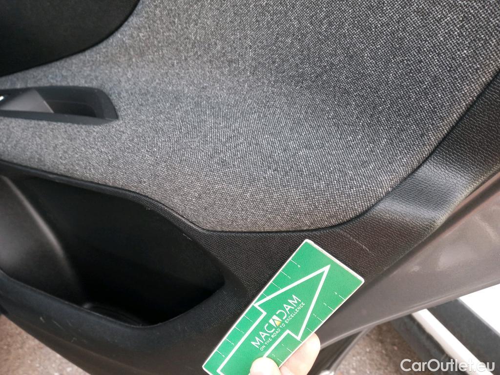 Peugeot  3008 PEUGEOT  / 2016 / 5P / todoterreno 1.5 BlueHDi 96kW (130CV) S&S Active EAT8 #28