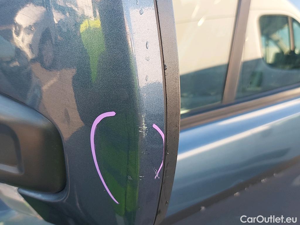 Ford  Transit FORD  Custom / 2012 / 4P / combi Kombi 2.0 TDCI 136kW 320 L1 Sport Auto #46