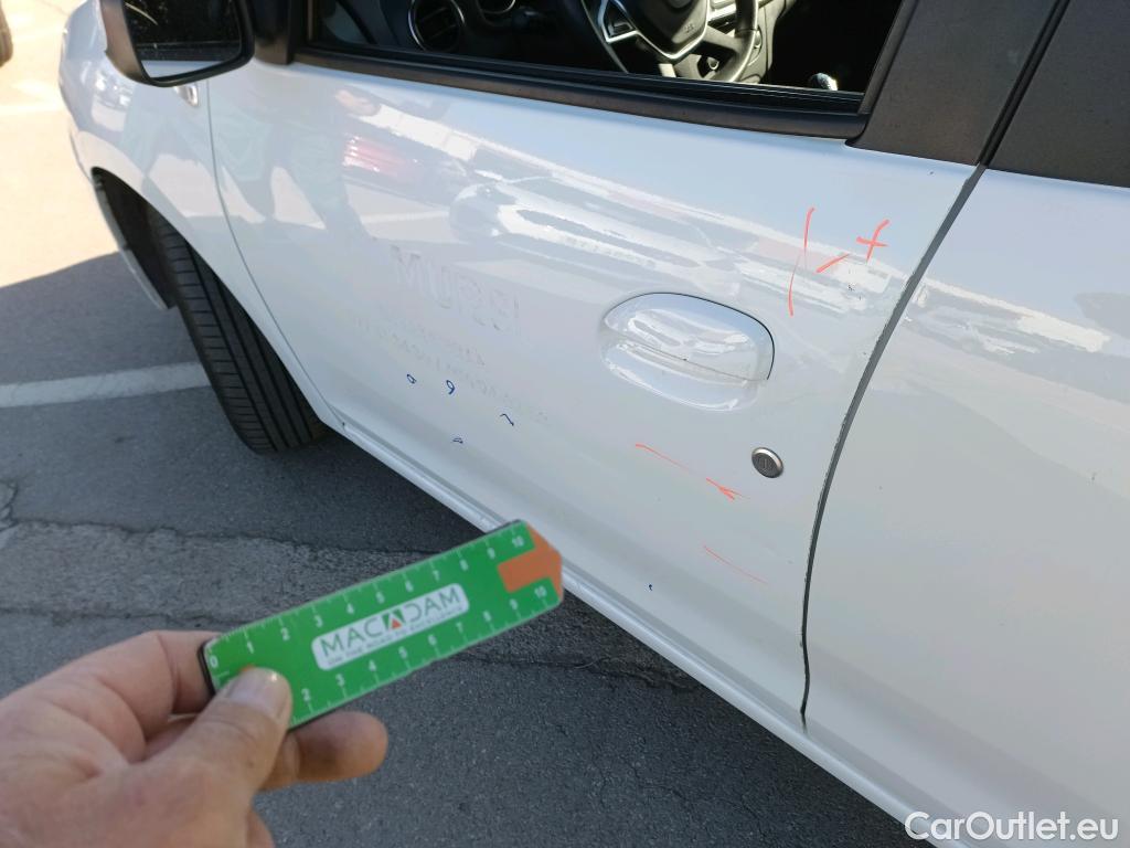  Dacia  Sandero DACIA  / 2016 / 5P / berlina con portón Comfort Blue dCi 70kW (95CV) #7