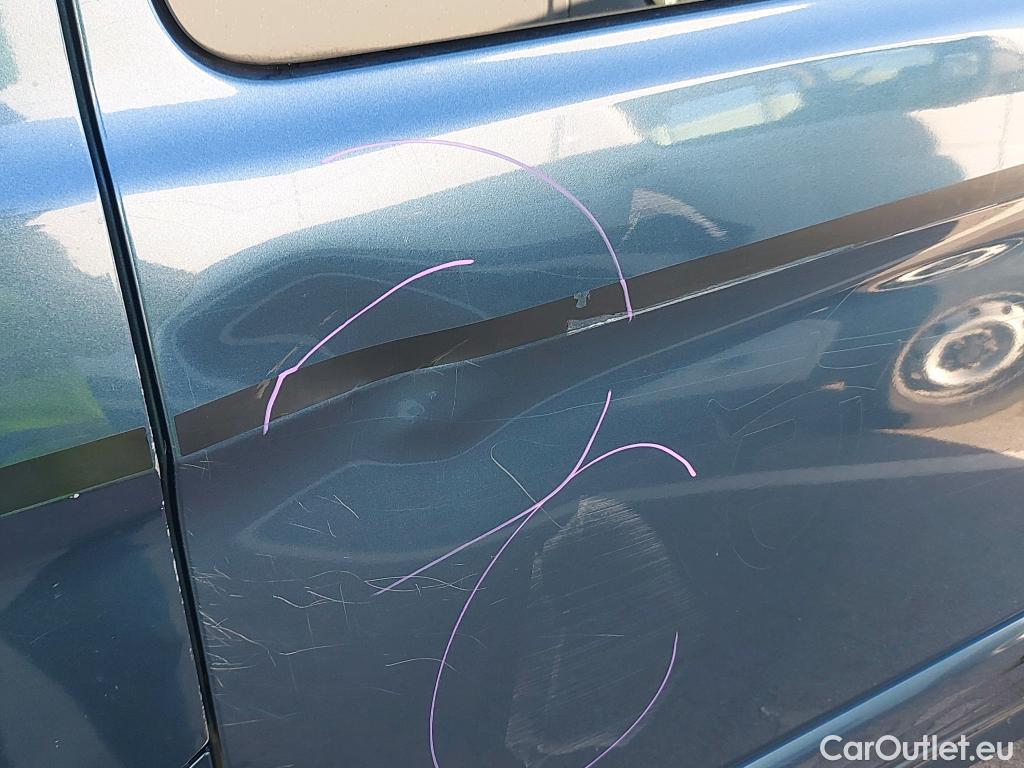 Ford  Transit FORD  Custom / 2012 / 4P / combi Kombi 2.0 TDCI 136kW 320 L1 Sport Auto #1