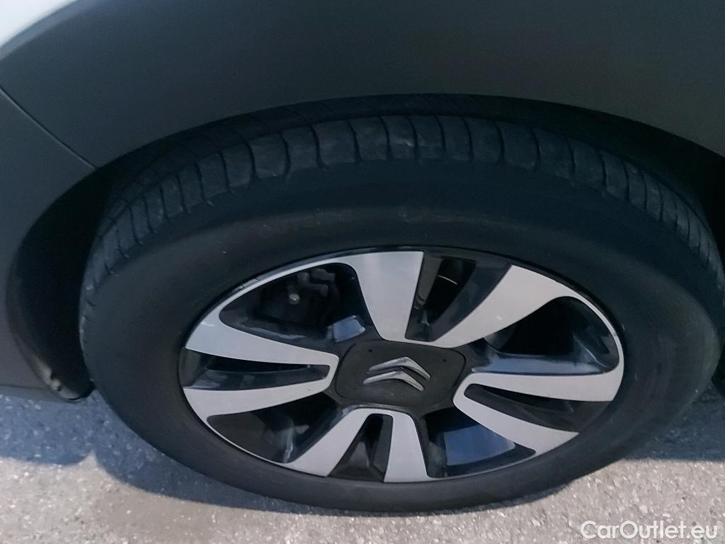  Citroen  C3 CITROEN  / 2016 / 5P / berlina con portón PureTech 60KW (83CV) FEEL #33