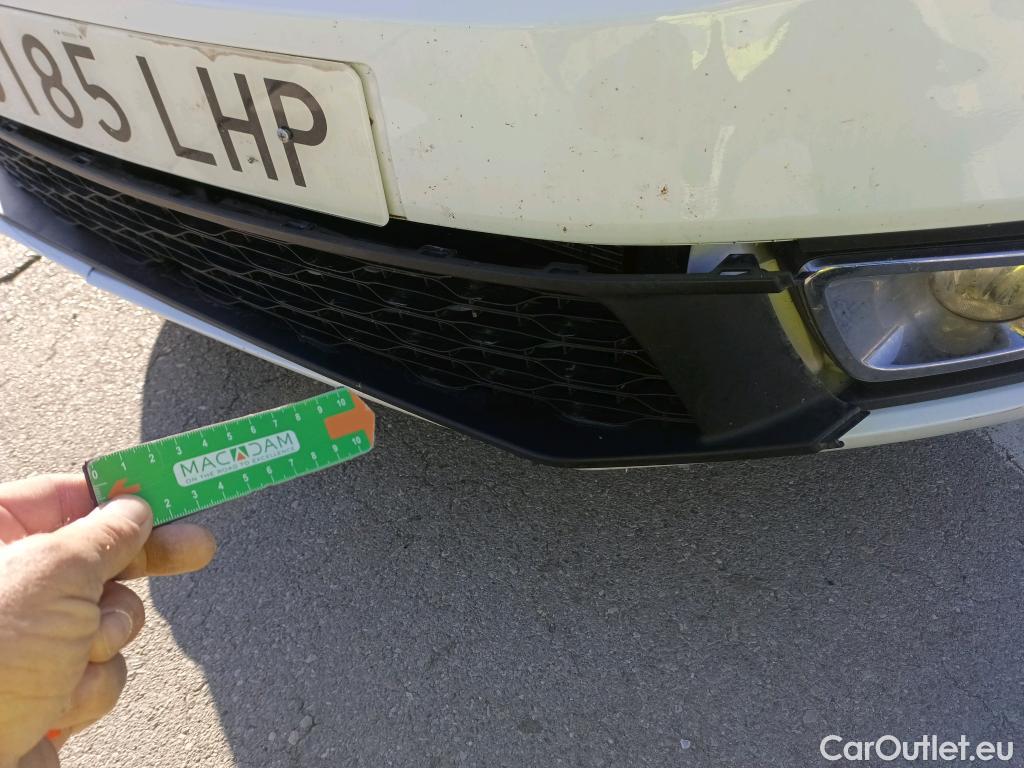  Dacia  Sandero DACIA  / 2016 / 5P / berlina con portón Comfort Blue dCi 70kW (95CV) #37