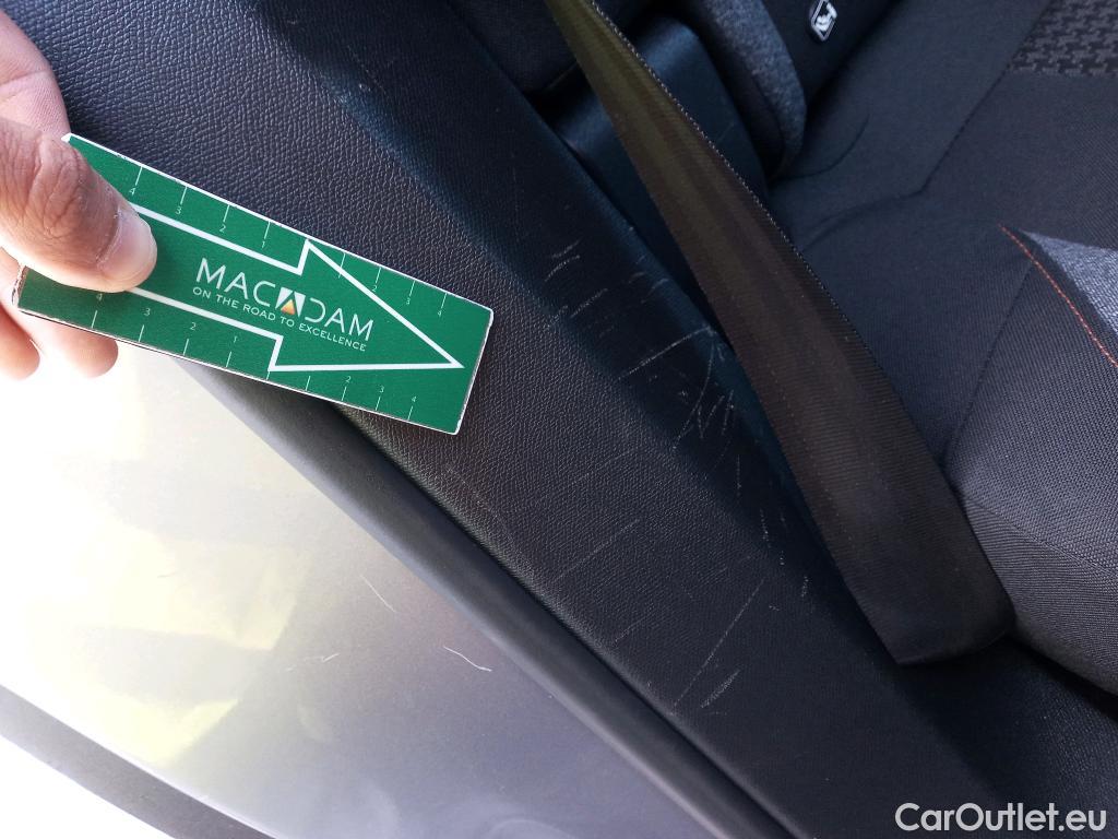 Peugeot  3008 PEUGEOT  / 2016 / 5P / todoterreno 1.5 BlueHDi 96kW (130CV) S&S Active EAT8 #6