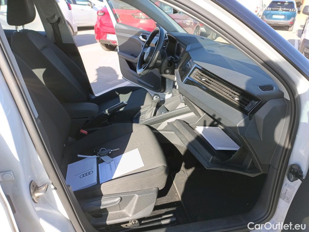 Audi  A1 Sportback AUDI A1 / 2018 / 5P / berlina con portón Sportback S line 30 TFSI 81kW S tronic #6