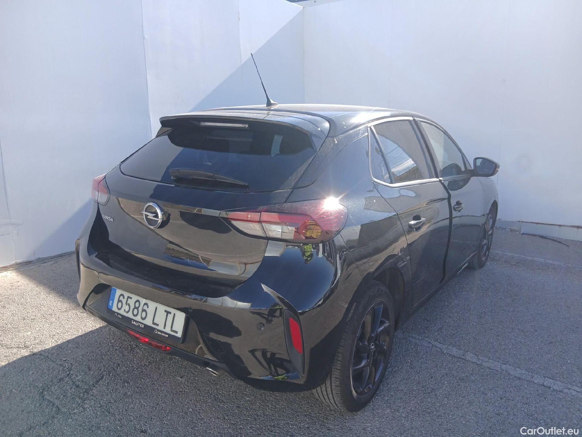 Opel  Corsa OPEL  / 2019 / 5P / berlina con portón 1.2T XHL 74kW (100CV) GS-Line #2