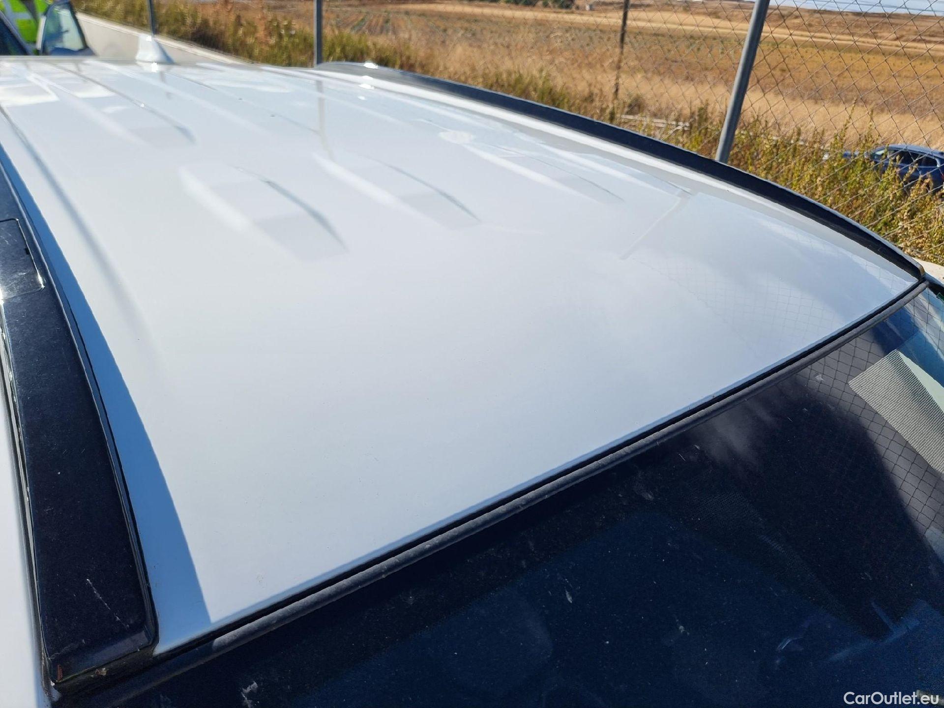 Toyota  RAV4 TOYOTA  / 2018 / 5P / todoterreno 2.5l 220H Advance #28