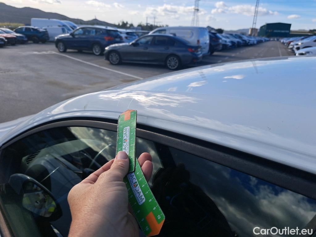 Volkswagen  Golf  VOLKSWAGEN / 2020 / 5P / berlina con portón 1.0 TSI 81kW (110CV) #20