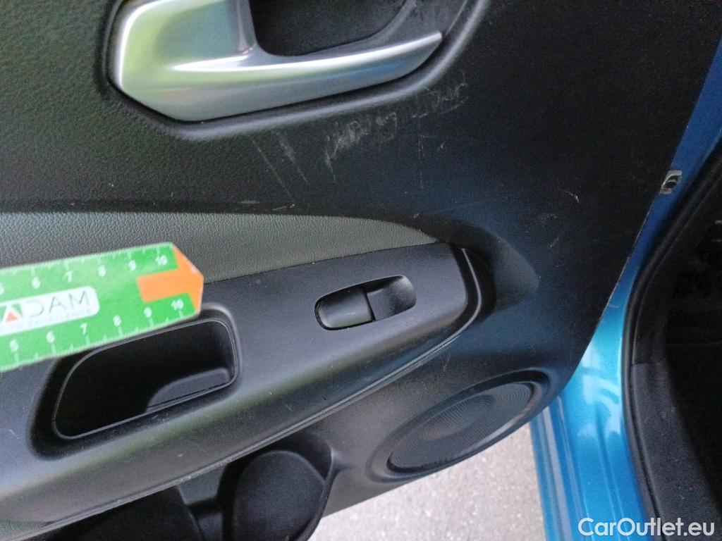 Nissan  Juke NISSAN  / 2019 / 5P / crossover DIG-T 84 kW (114 CV) 6M/T N-Connecta #22