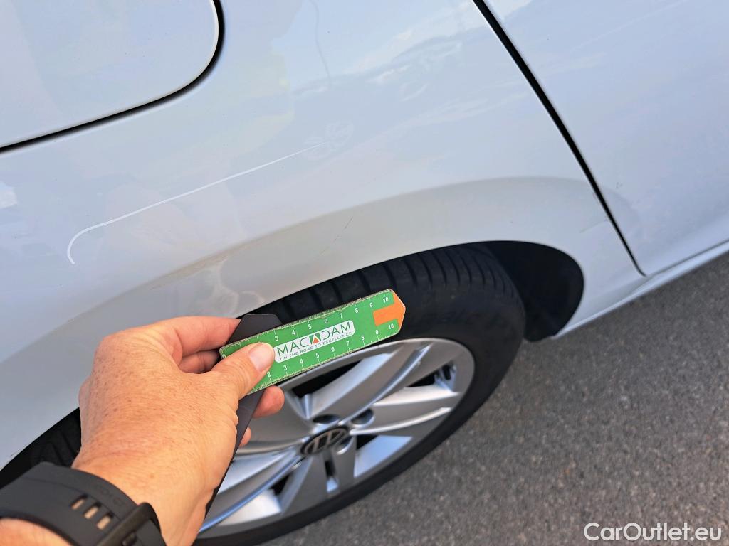 Volkswagen  Golf  VOLKSWAGEN / 2020 / 5P / berlina con portón 1.0 TSI 81kW (110CV) #11