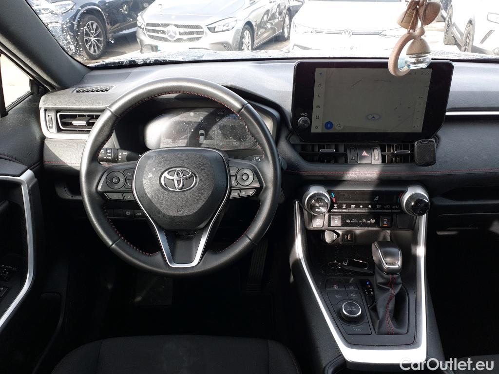 Toyota  RAV4 TOYOTA  / 2018 / 5P / todoterreno 2.5l PLUG-IN 300PH (e-CVT) Advance #3