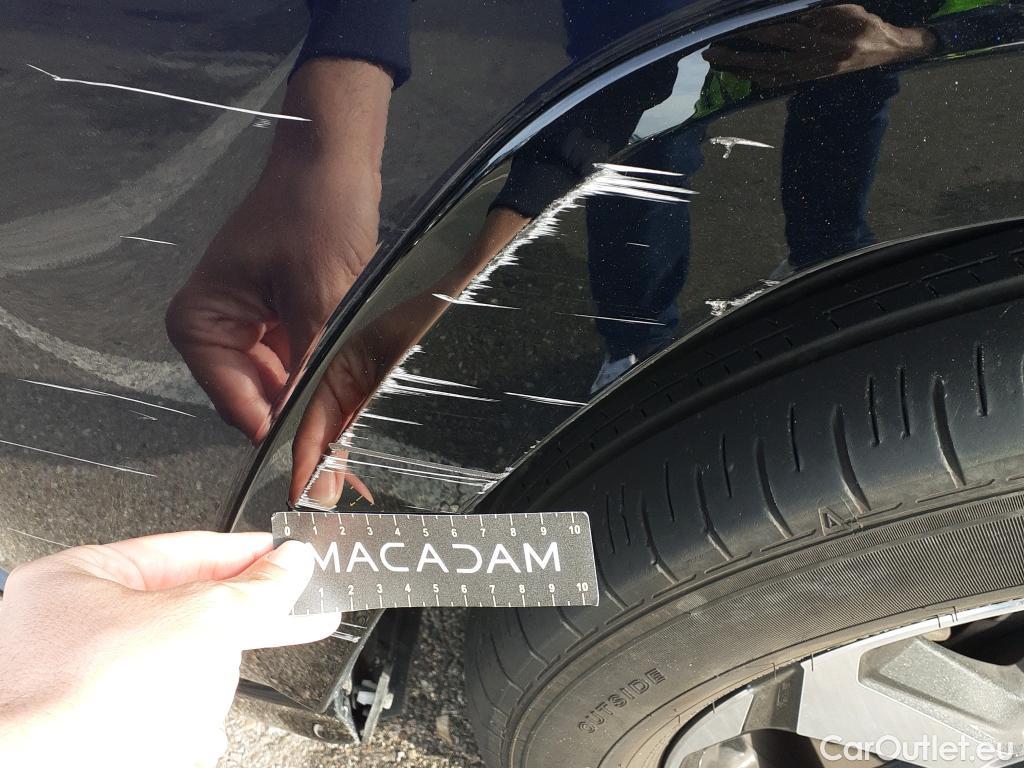 Toyota  RAV4 TOYOTA  / 2018 / 5P / todoterreno 2.5l PLUG-IN 300PH (e-CVT) Advance #36