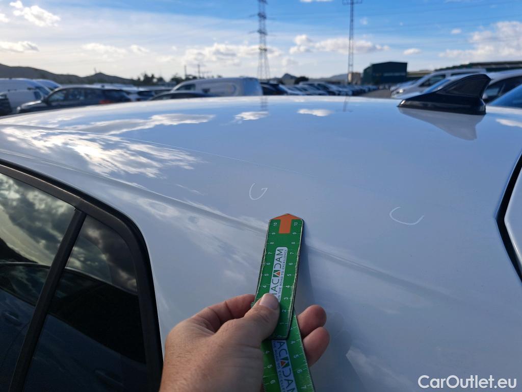 Volkswagen  Golf  VOLKSWAGEN / 2020 / 5P / berlina con portón 1.0 TSI 81kW (110CV) #18