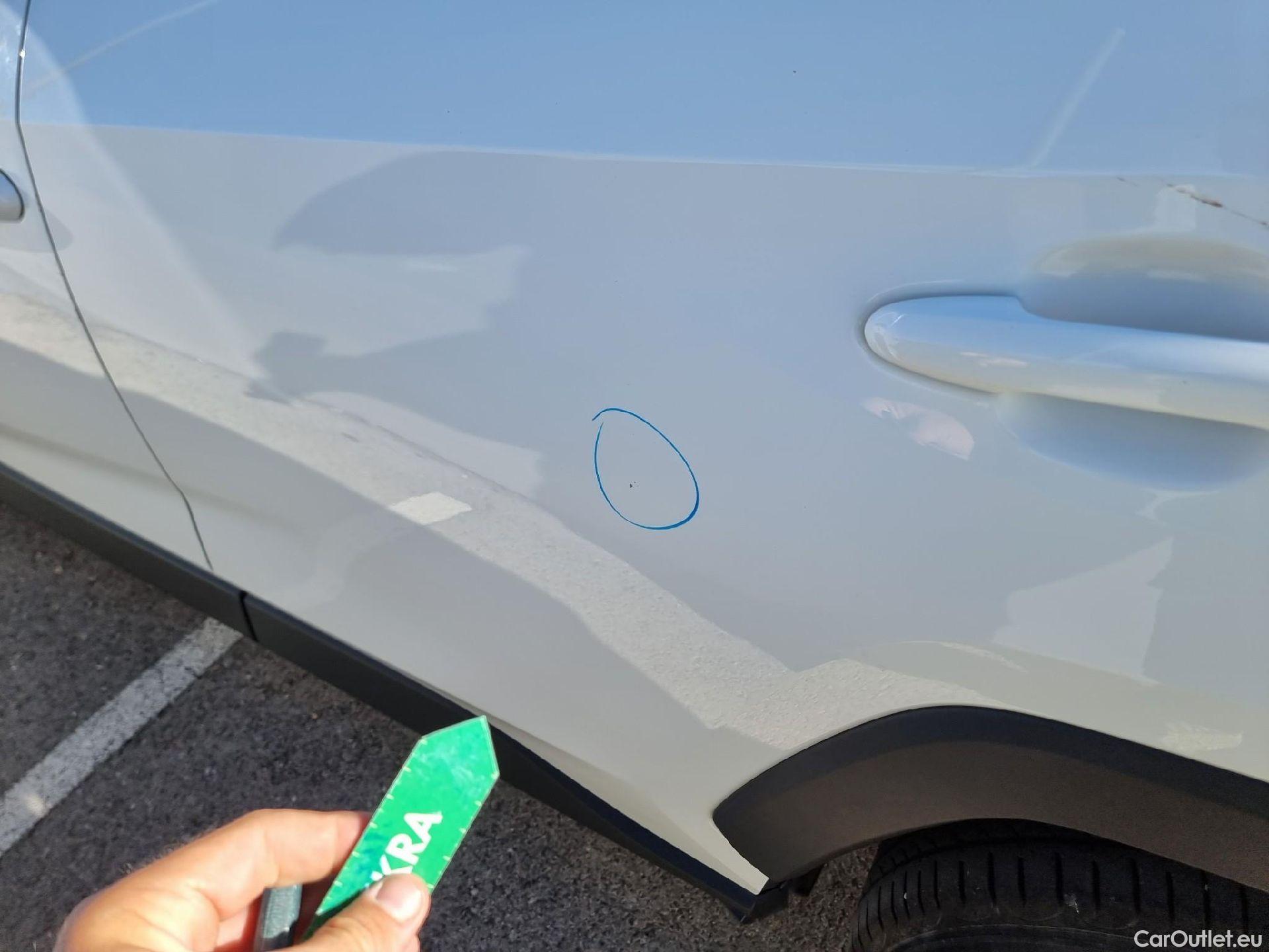 Toyota  RAV4 TOYOTA  / 2018 / 5P / todoterreno 2.5l 220H Advance #12