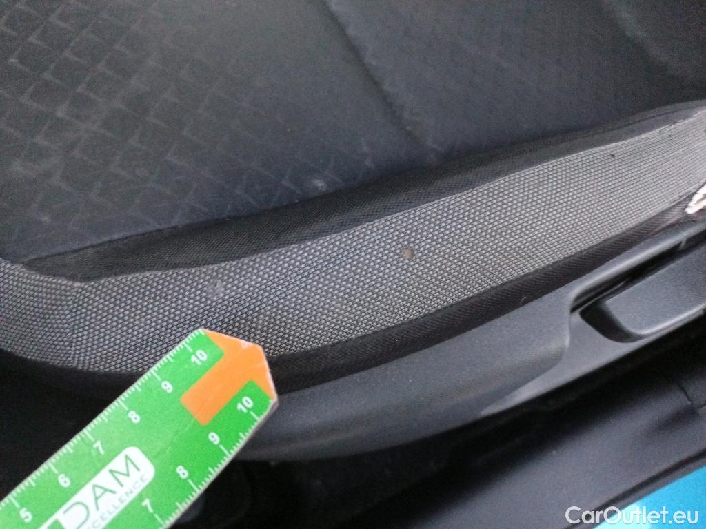 Nissan  Juke NISSAN  / 2019 / 5P / crossover DIG-T 84 kW (114 CV) 6M/T N-Connecta #4