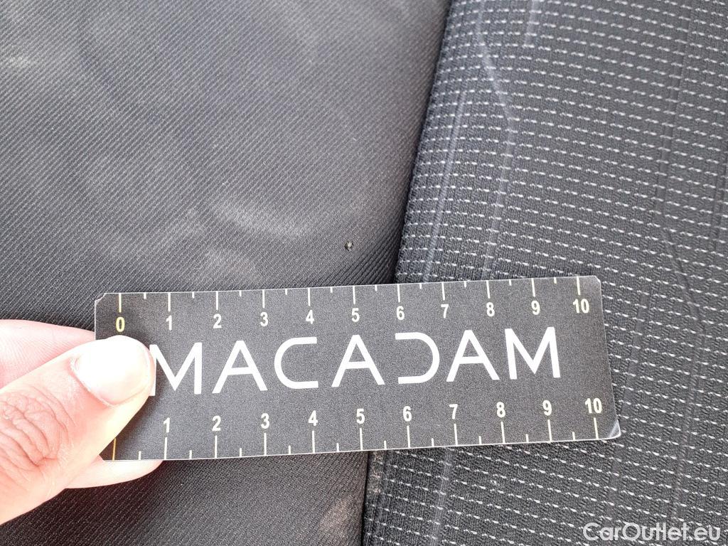 Toyota  RAV4 TOYOTA  / 2018 / 5P / todoterreno 2.5l PLUG-IN 300PH (e-CVT) Advance #19