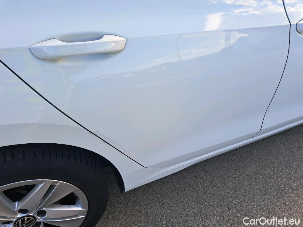 Volkswagen  Golf  VOLKSWAGEN / 2020 / 5P / berlina con portón 1.0 TSI 81kW (110CV) #12