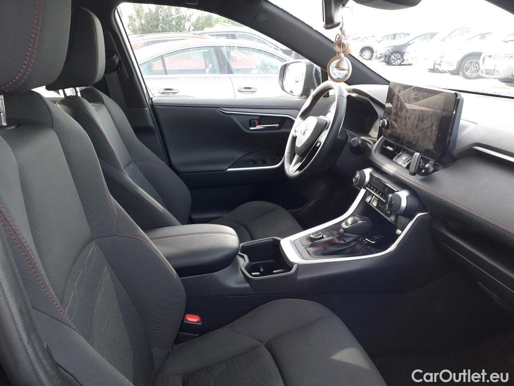 Toyota  RAV4 TOYOTA  / 2018 / 5P / todoterreno 2.5l PLUG-IN 300PH (e-CVT) Advance #6