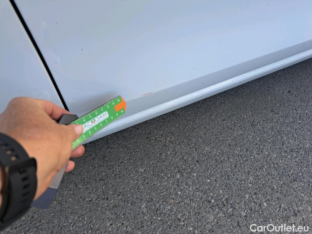 Volkswagen  Golf  VOLKSWAGEN / 2020 / 5P / berlina con portón 1.0 TSI 81kW (110CV) #15