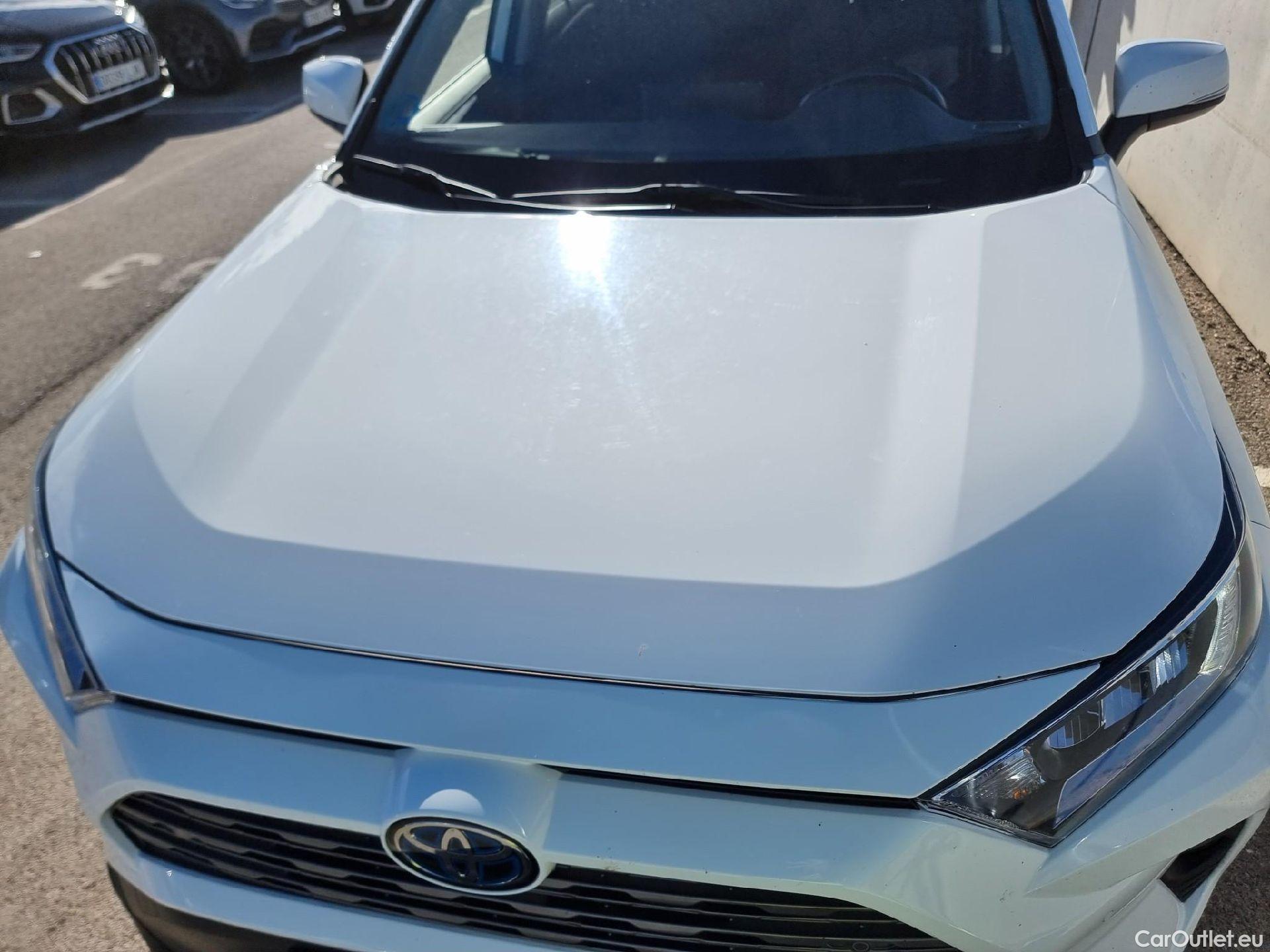 Toyota  RAV4 TOYOTA  / 2018 / 5P / todoterreno 2.5l 220H Advance #6