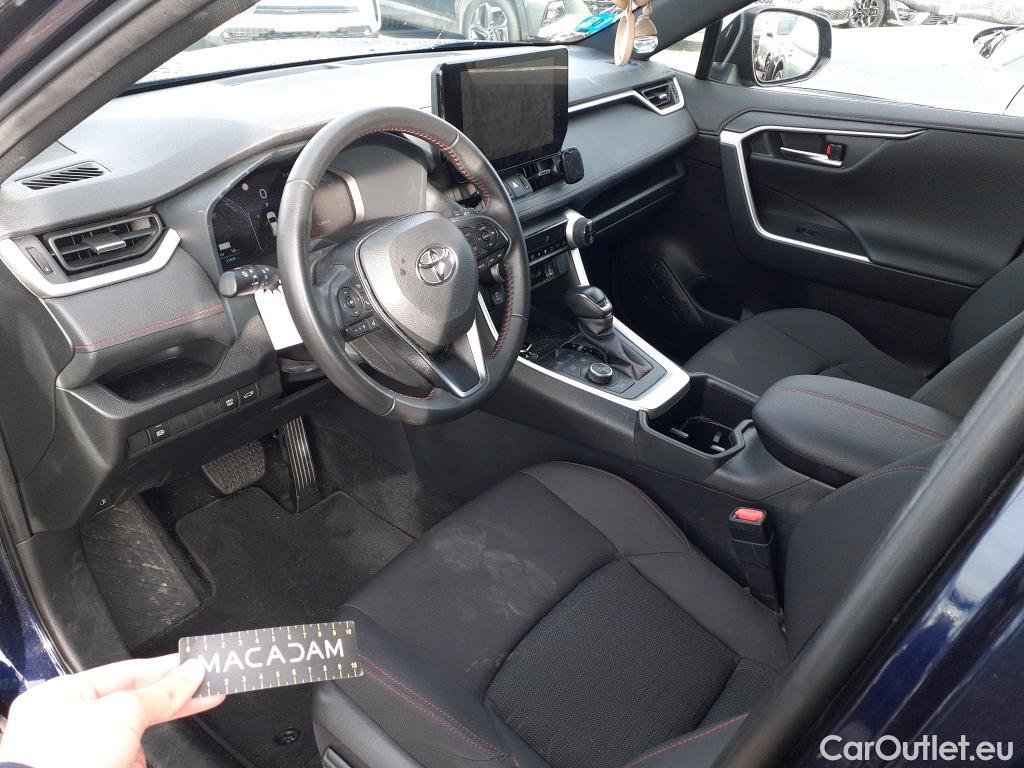 Toyota  RAV4 TOYOTA  / 2018 / 5P / todoterreno 2.5l PLUG-IN 300PH (e-CVT) Advance #23