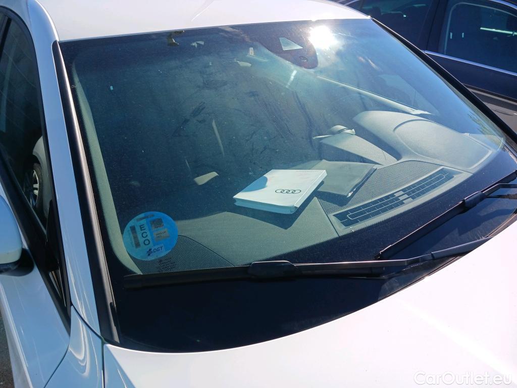 Audi  A3 AUDI  / 2020 / 5P / berlina con portón Sportback 30 TFSI 81kW (110CV) S tronic #1