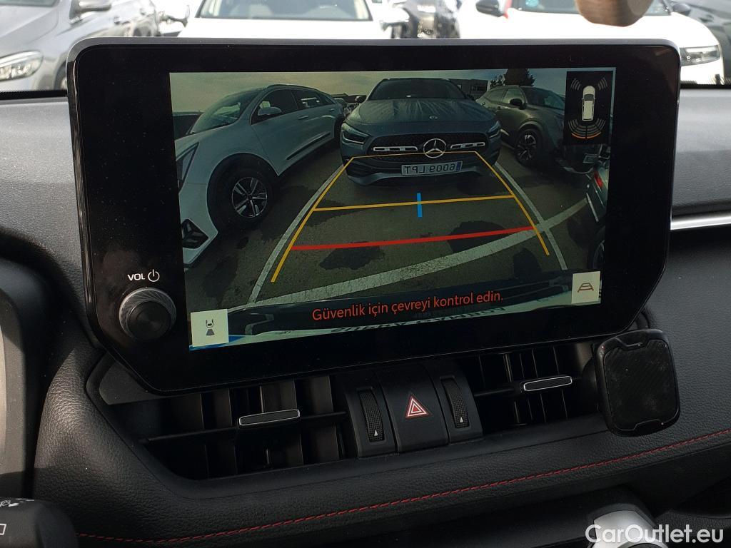 Toyota  RAV4 TOYOTA  / 2018 / 5P / todoterreno 2.5l PLUG-IN 300PH (e-CVT) Advance #14