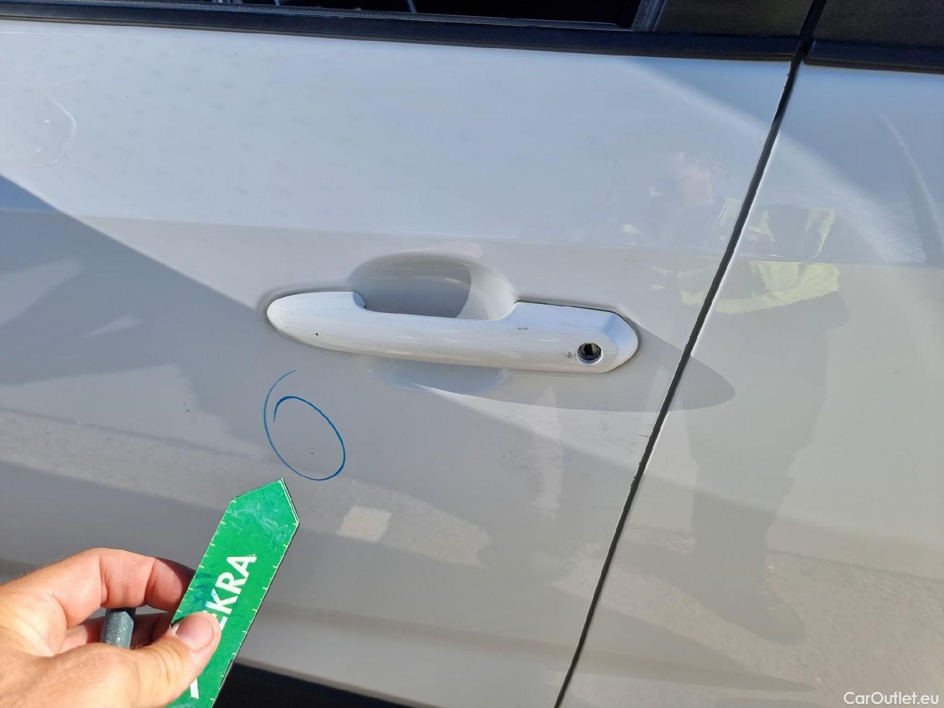 Toyota  RAV4 TOYOTA  / 2018 / 5P / todoterreno 2.5l 220H Advance #11