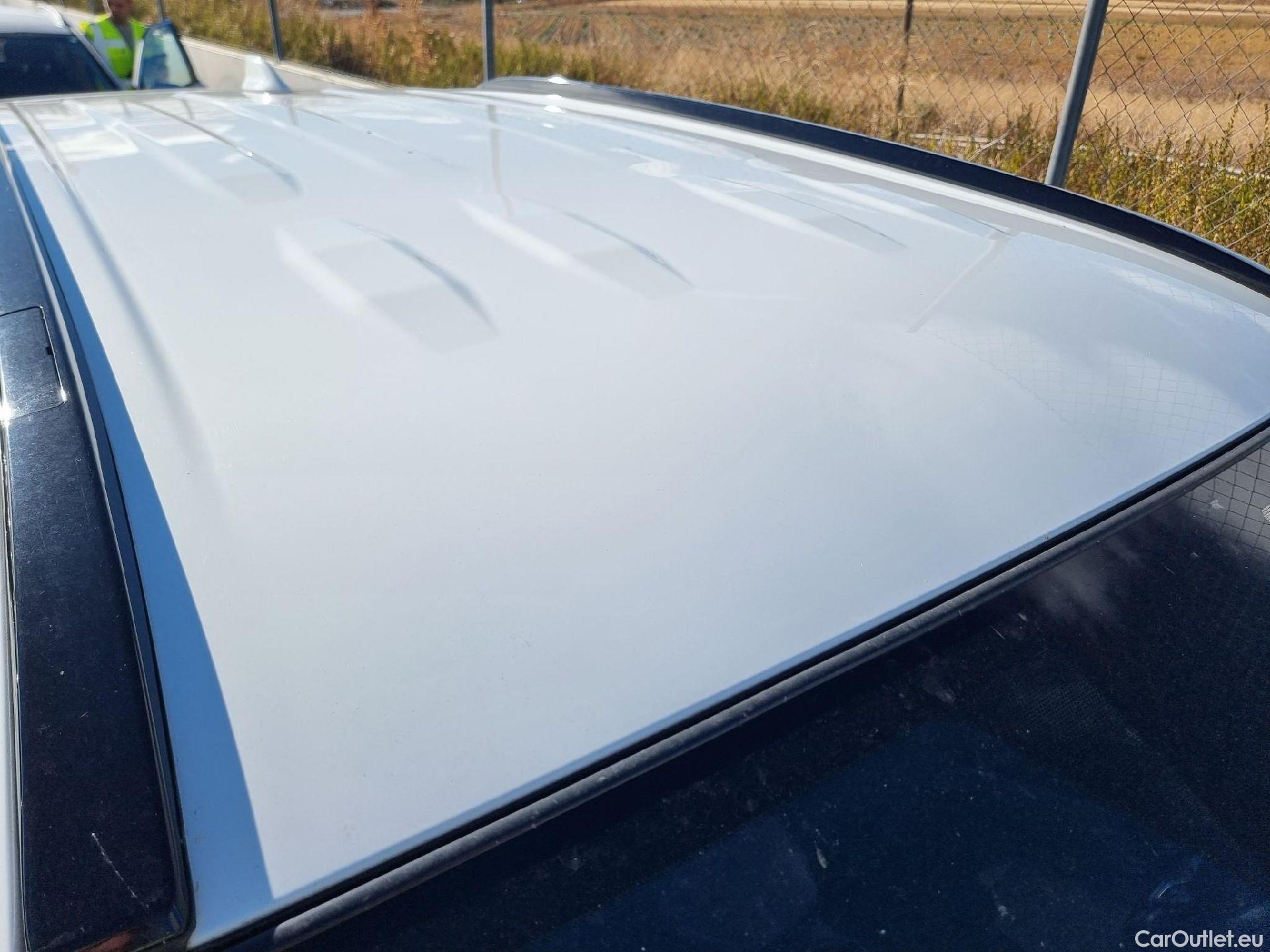 Toyota  RAV4 TOYOTA  / 2018 / 5P / todoterreno 2.5l 220H Advance #29